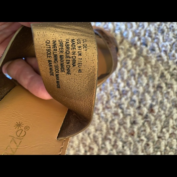 Bronze sandals - Picture 7 of 7